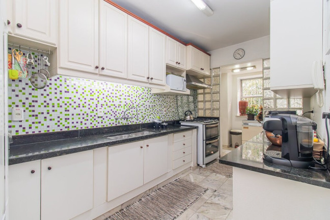 Imagem Apartamento com 3 Quartos à Venda, 153 m² em Rio Branco - Porto Alegre Imagem Apartamento com 3 Quartos à Venda, 153 m² em Rio Branco - Porto Alegre