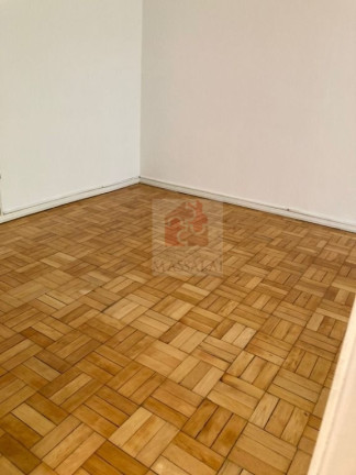 Imagem Sala Comercial à Venda, 41 m² em Centro - Porto Alegre Imagem Sala Comercial à Venda, 41 m² em Centro - Porto Alegre