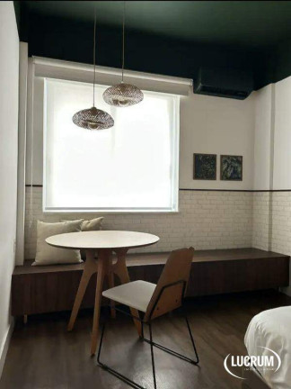 Imagem Imóvel com 1 Quarto à Venda, 25 m² em Copacabana - Rio De Janeiro Imagem Imóvel com 1 Quarto à Venda, 25 m² em Copacabana - Rio De Janeiro