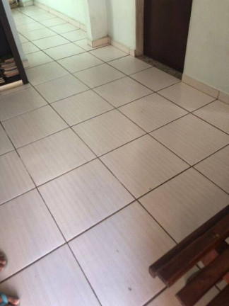 Imagem Casa com 2 Quartos à Venda, 244 m² em Vila Jaboticabeira - Taubaté