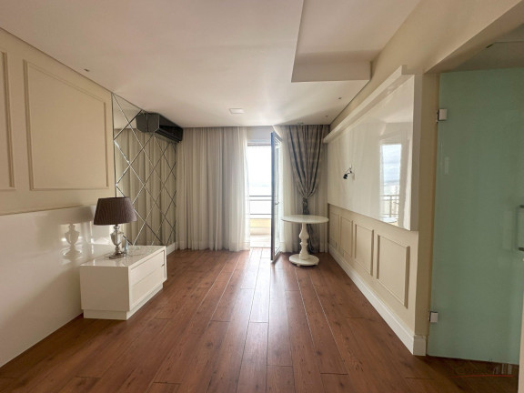 Imagem Apartamento com 3 Quartos à Venda, 317 m² em Agronômica - Florianópolis Imagem Apartamento com 3 Quartos à Venda, 317 m² em Agronômica - Florianópolis