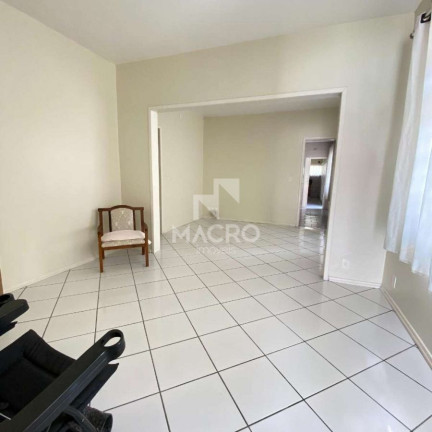 Imagem Casa com 3 Quartos à Venda, 198 m² em Centro - Jaraguá Do Sul Imagem Casa com 3 Quartos à Venda, 198 m² em Centro - Jaraguá Do Sul