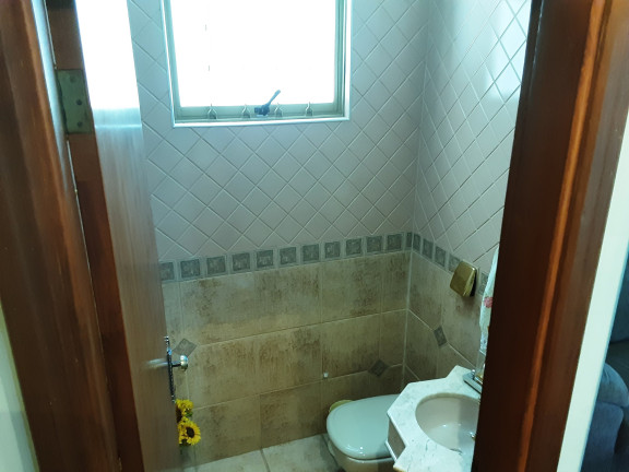 Imagem Casa com 3 Quartos à Venda, 332 m² em Jardim Estoril - Bauru