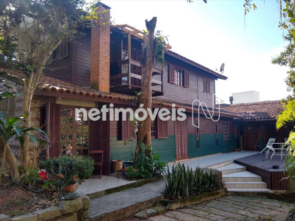 Imagem Casa com 6 Quartos à Venda, 817 m² em Trindade - Florianópolis
