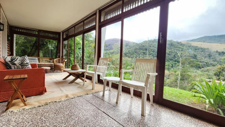 Imagem Casa com 5 Quartos à Venda, 150 m² em Três Córregos - Teresópolis Imagem Casa com 5 Quartos à Venda, 150 m² em Três Córregos - Teresópolis