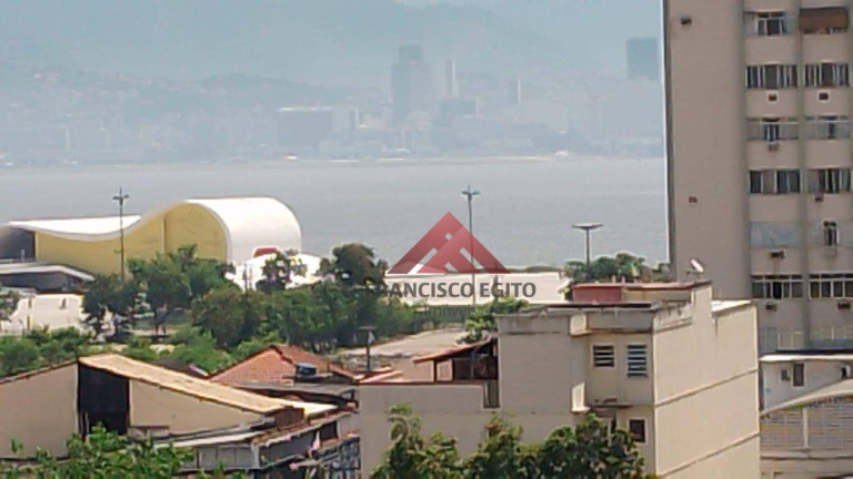 Apartamento com 2 Quartos à Venda, 67 m² em Centro - Niterói