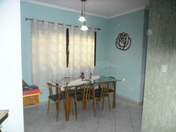 Imagem Casa com 3 Quartos à Venda, 140 m² em Pq. Dos Principes - Jacareí