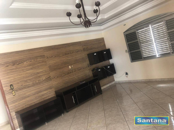 Imagem Casa com 3 Quartos à Venda, 250 m² em Estância Itajá - Caldas Novas Imagem Casa com 3 Quartos à Venda, 250 m² em Estância Itajá - Caldas Novas