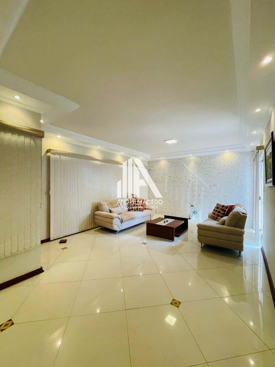 Imagem Casa com 3 Quartos à Venda, 195 m² em Jardim Itacolomi - Mogi Guaçu