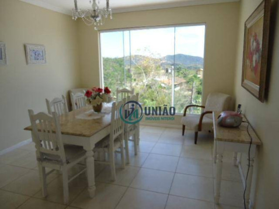 Imagem Casa com 4 Quartos à Venda, 220 m² em Sape - Niterói Imagem Casa com 4 Quartos à Venda, 220 m² em Sape - Niterói