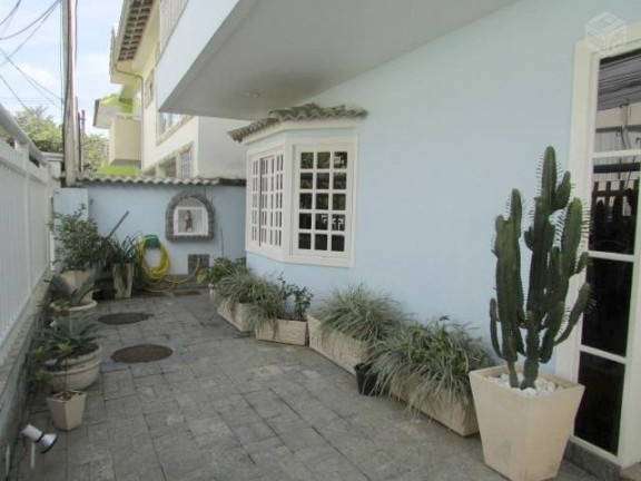 Imagem Casa com 3 Quartos à Venda, 290 m² em Taquara - Rio De Janeiro Imagem Casa com 3 Quartos à Venda, 290 m² em Taquara - Rio De Janeiro