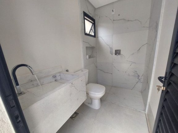 Imagem Sobrado com 4 Quartos à Venda, 213 m² em Jardins Barcelona - Senador Canedo