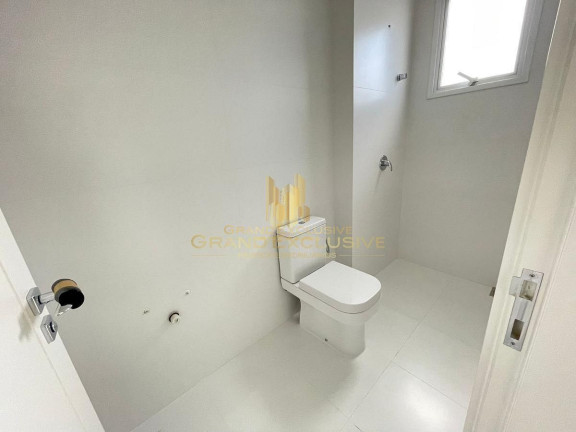 Imagem Apartamento com 3 Quartos à Venda, 121 m² em Centro - Balneário Camboriú Imagem Apartamento com 3 Quartos à Venda, 121 m² em Centro - Balneário Camboriú