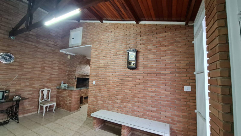 Imagem Chácara com 3 Quartos à Venda, 800 m² em Canedos - Piracaia Imagem Chácara com 3 Quartos à Venda, 800 m² em Canedos - Piracaia