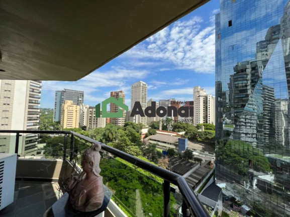 Imagem Apartamento com 3 Quartos à Venda, 220 m² em Itaim Bibi - São Paulo
