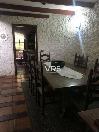 Imagem Casa com 3 Quartos à Venda, 366 m² em Vila Muqui - Teresópolis Imagem Casa com 3 Quartos à Venda, 366 m² em Vila Muqui - Teresópolis
