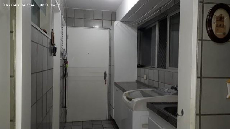 Imagem Apartamento com 3 Quartos à Venda, 150 m² em Espinheiro - Recife