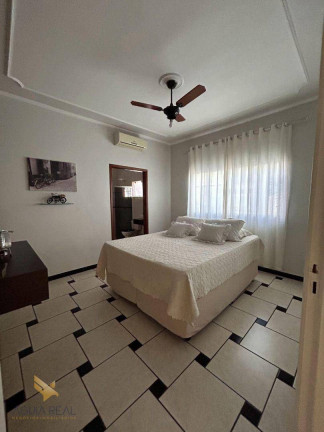 Imagem Casa com 3 Quartos à Venda, 206 m² em Vila Taveirópolis - Campo Grande Imagem Casa com 3 Quartos à Venda, 206 m² em Vila Taveirópolis - Campo Grande