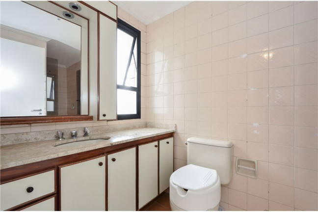 Imagem Imóvel com 3 Quartos à Venda, em Jardim Guedala - São Paulo Imagem Imóvel com 3 Quartos à Venda, em Jardim Guedala - São Paulo