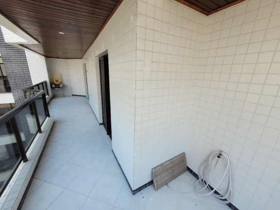 Imagem Apartamento com 4 Quartos à Venda, 140 m² em Pitangueiras - Guarujá