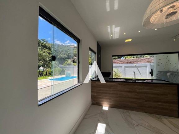 Imagem Casa com 3 Quartos à Venda, 179 m² em Albuquerque - Teresópolis