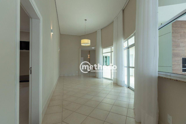 Imagem Casa com 4 Quartos à Venda, 300 m² em Loteamento Alphaville Campinas - Campinas Imagem Casa com 4 Quartos à Venda, 300 m² em Loteamento Alphaville Campinas - Campinas