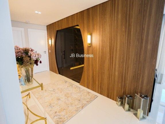 Imagem Imóvel com 5 Quartos à Venda, 359 m² em Centro - Balneário Camboriú Imagem Imóvel com 5 Quartos à Venda, 359 m² em Centro - Balneário Camboriú