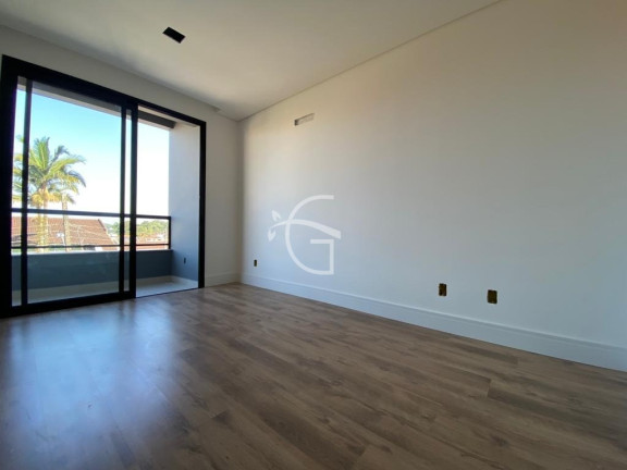 Imagem Sobrado com 3 Quartos à Venda, 169 m² em Floresta - Joinville