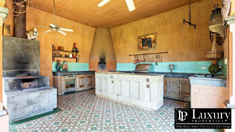 Imagem Chácara com 4 Quartos à Venda, em Helvétia - Indaiatuba Imagem Chácara com 4 Quartos à Venda, em Helvétia - Indaiatuba