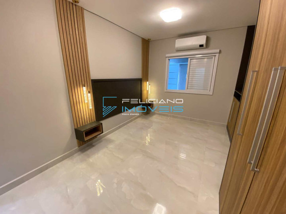Imagem Casa com 3 Quartos à Venda, 200 m² em Ocian - Praia Grande Imagem Casa com 3 Quartos à Venda, 200 m² em Ocian - Praia Grande