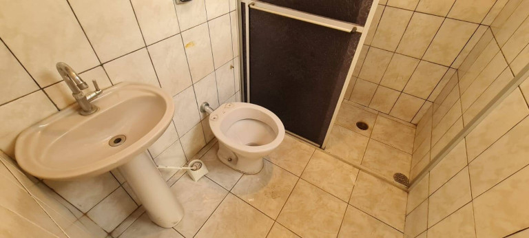 Imagem Casa com 4 Quartos à Venda, em São Paulo Imagem Casa com 4 Quartos à Venda, em São Paulo