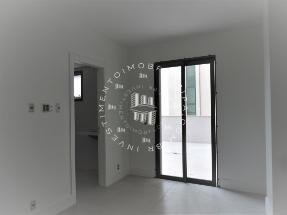 Imagem Apartamento com 2 Quartos à Venda, 129 m² em Centro - Florianópolis