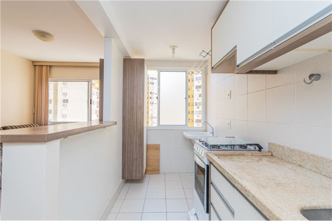 Imagem Apartamento com 3 Quartos à Venda, 66 m² em Partenon - Porto Alegre