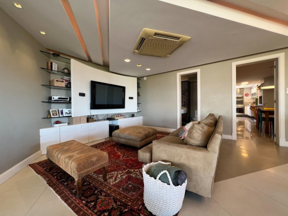 Imagem Apartamento com 4 Quartos à Venda, 237 m² em Auxiliadora - Porto Alegre