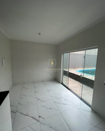 Imagem Sobrado com 3 Quartos à Venda, 138 m² em Piçarras - Guaratuba