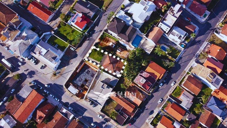 Imagem Casa com 5 Quartos à Venda, 178 m² em Centro - Barra Velha Imagem Casa com 5 Quartos à Venda, 178 m² em Centro - Barra Velha