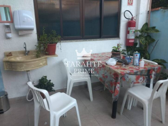Imagem Sobrado com 8 Quartos à Venda, 328 m² em Vila Belmiro - Santos