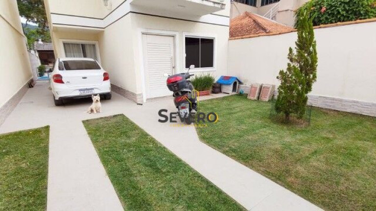 Imagem Casa com 4 Quartos à Venda, 102 m² em Serra Grande - Niterói Imagem Casa com 4 Quartos à Venda, 102 m² em Serra Grande - Niterói