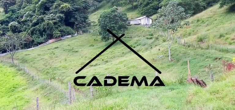 Imagem Chácara com 3 Quartos à Venda, 32 m² em Area Rural - Itapira