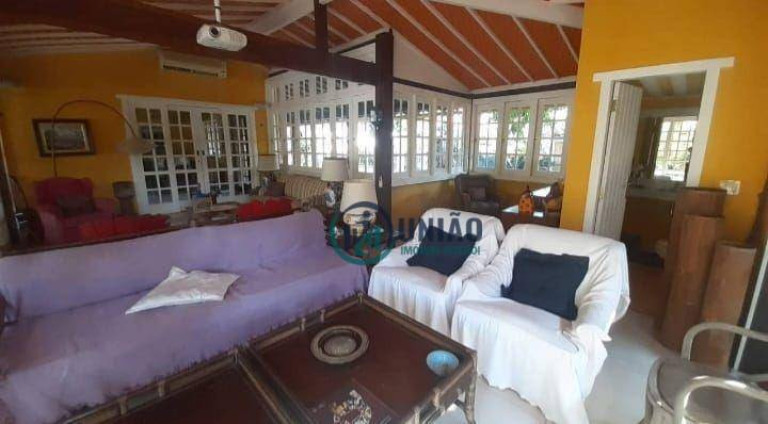 Imagem Casa com 5 Quartos à Venda, 270 m² em Itaipu - Niterói Imagem Casa com 5 Quartos à Venda, 270 m² em Itaipu - Niterói