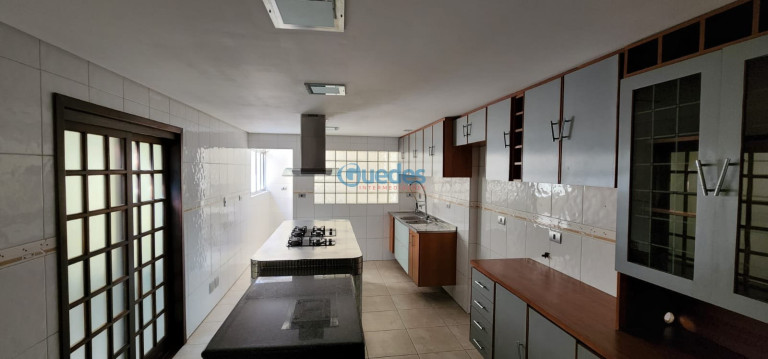 Imagem Sobrado com 3 Quartos à Venda, 300 m² em Jardim Maria Rosa - Taboão Da Serra Imagem Sobrado com 3 Quartos à Venda, 300 m² em Jardim Maria Rosa - Taboão Da Serra