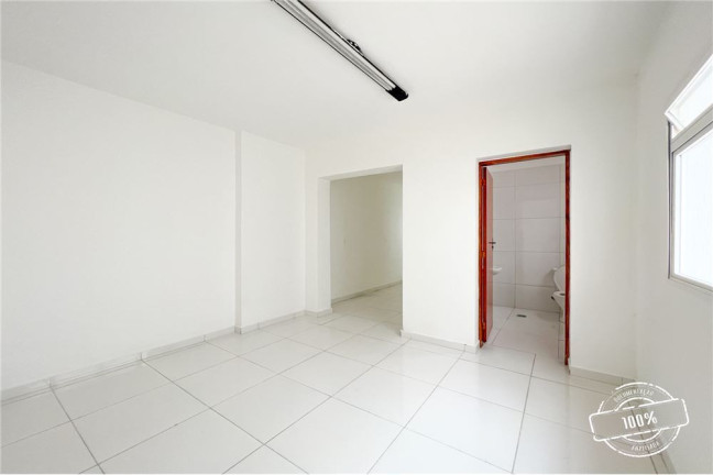 Imagem Casa com 3 Quartos à Venda, em Mirandópolis - São Paulo Imagem Casa com 3 Quartos à Venda, em Mirandópolis - São Paulo