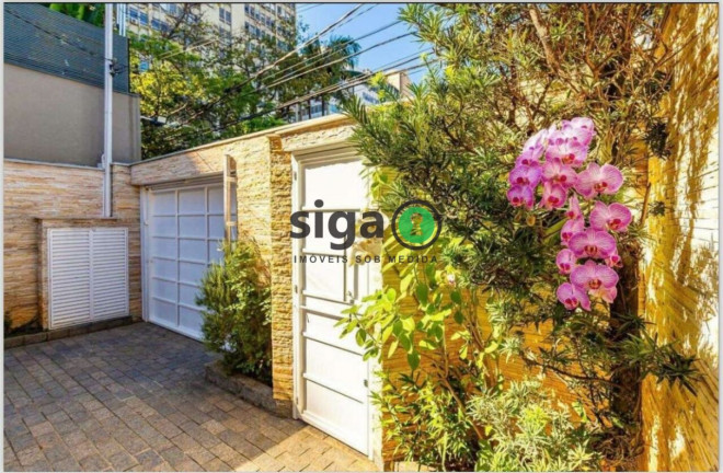 Imagem Casa com 4 Quartos à Venda, 220 m² em Jardim Paulistano - São Paulo Imagem Casa com 4 Quartos à Venda, 220 m² em Jardim Paulistano - São Paulo