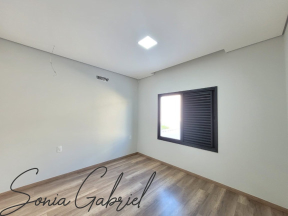 Imagem Casa com 3 Quartos à Venda,  em Condomínio Residencial Portal Do Jequitibá - Valinhos