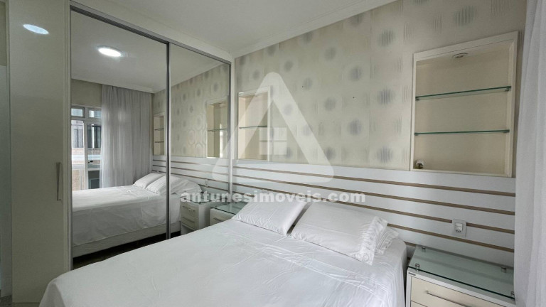 Imagem Apartamento com 2 Quartos à Venda, 80 m² em Praia Do Forte - Cabo Frio