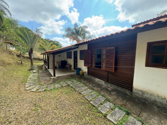 Imagem Chácara com 4 Quartos à Venda, 3.000 m² em Zona Rural - Itatiaiuçu