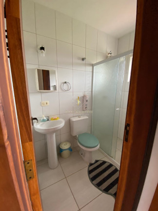 Imagem Sobrado com 3 Quartos para Temporada,  em Brejatuba - Guaratuba