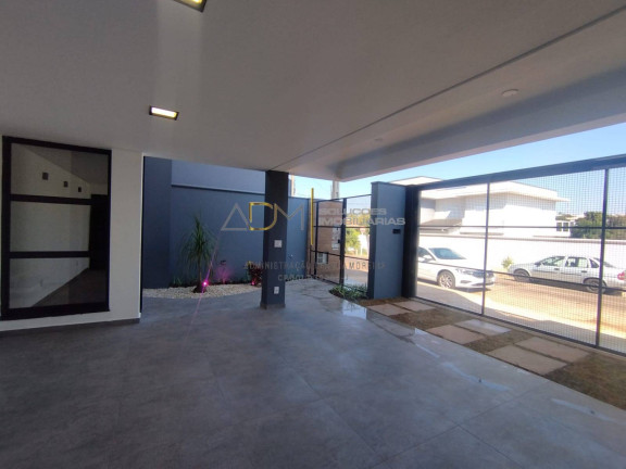 Imagem Casa com 3 Quartos à Venda, 250 m² em Jardim Itália - Botucatu