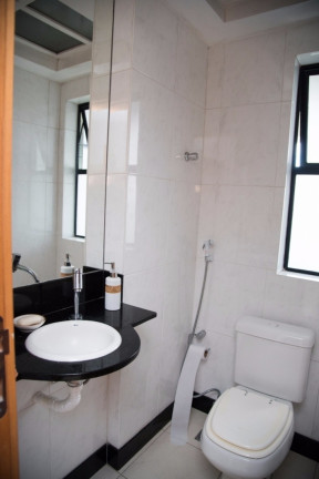 Imagem Apartamento com 3 Quartos à Venda, 178 m² em Lagoa Nova - Natal
