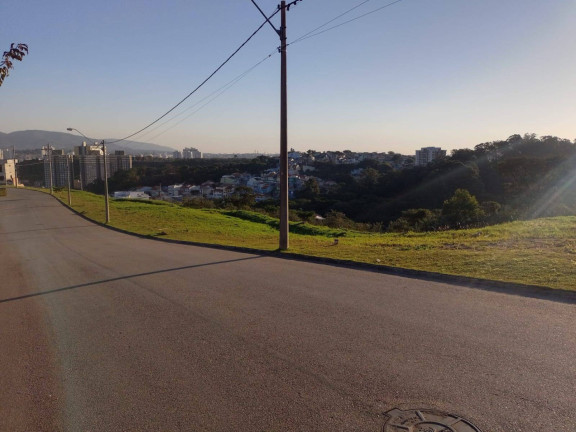Terreno em Condomínio à Venda, 483 m² em Horto Florestal - Jundiaí